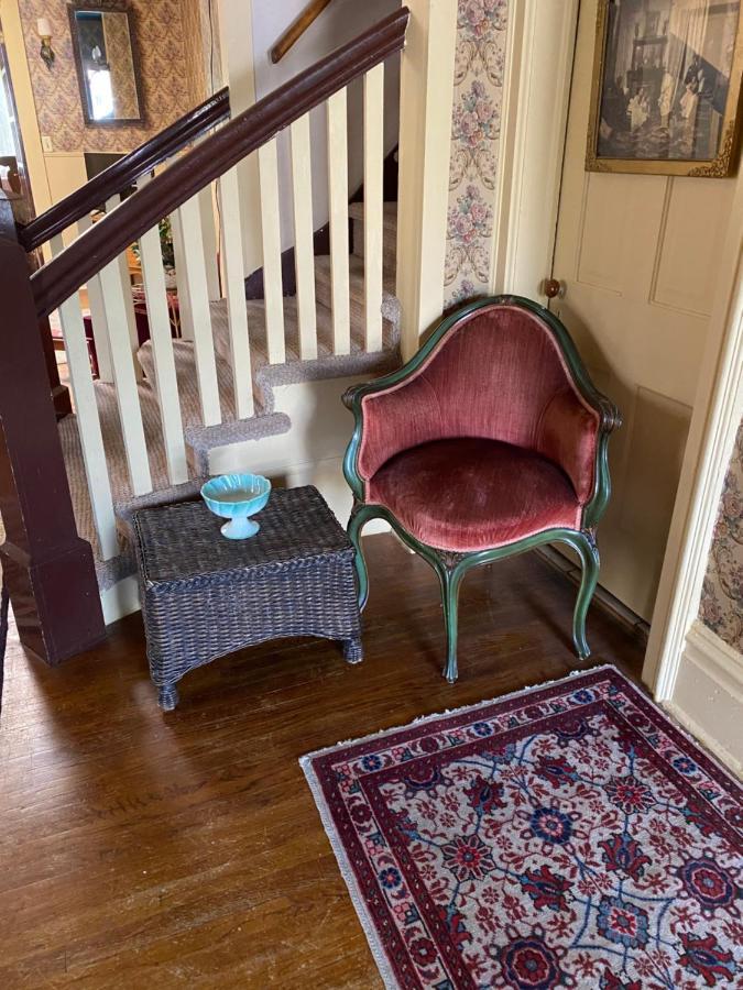 גולדן Pansy'S Parlor Bed & Breakfast מראה חיצוני תמונה