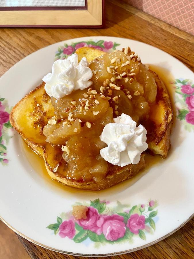 גולדן Pansy'S Parlor Bed & Breakfast מראה חיצוני תמונה