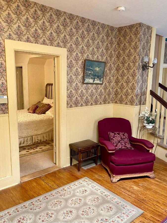 גולדן Pansy'S Parlor Bed & Breakfast מראה חיצוני תמונה